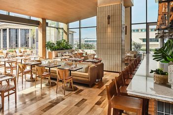 Conrad Los Angeles San Laurel